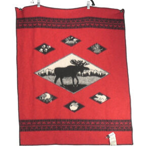 Woolrich Baby Blanket Red Fleece Moose Wildlife 35x29 Cozy Soft Baby Rich